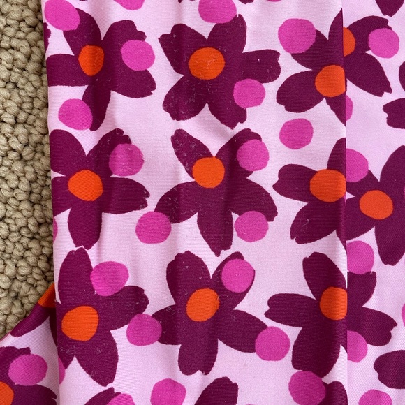 Tea Collection Rashguard - Picture 5 of 9